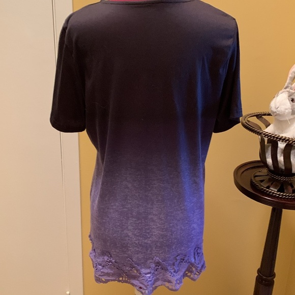 Women Gradient Printed V Neck Short Sleeve T Shirts Button Pullover - Picture 5 of 8